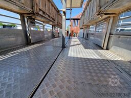 Berdex FH 460 Berdex 3 deck livestock - Loadlift - Lif...