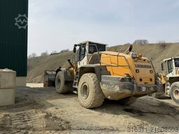 Liebherr L580