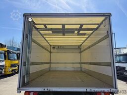 MERCEDES-BENZ ATEGO 821 L Koffer 4,9 m LBW 1 to.*Kofferheizung