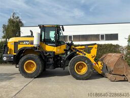 Komatsu WA270-8E0