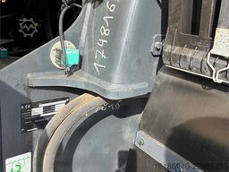 Komatsu WA270-8E0