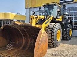 Komatsu WA470-8E0