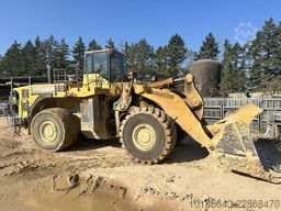 Komatsu WA600-6