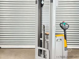 Jungheinrich EJC 220 - Service Neu- Batterie 87% + Garantie