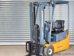 Jungheinrich EFG 113 - nur 155 Std.- Service Neu - Batterie 90%
