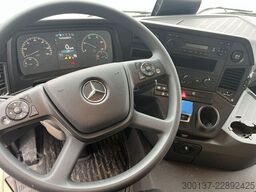 Mercedes-Benz Arocs 4140 8x4 | Fuel Tank | Stock