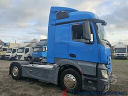 Mercedes-Benz Actros 1842 LS StreamSpace 2 Betten Kühlschrank