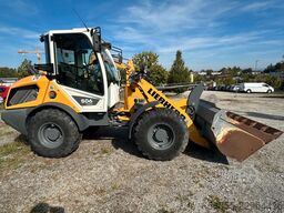 LIEBHERR L506 Compact