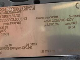 AMI Fördertechnik Rollenbahn mit Antrieb