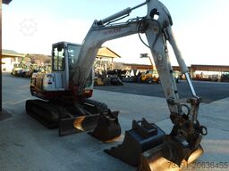 Takeuchi TB 250 mit POWERTILT