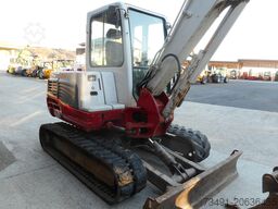 Takeuchi TB 250 mit POWERTILT