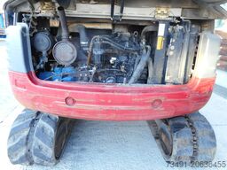 Takeuchi TB 250 mit POWERTILT