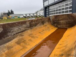 SCANIA G490 10x4 Dumper