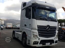 Mercedes-Benz Actros 1853
