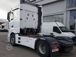 Mercedes-Benz Actros 1853