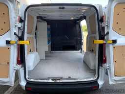 Ford Custom 300 Van   Km 98.300   Euro 6d
