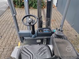 Jungheinrich EFG 215 Li-Ionen