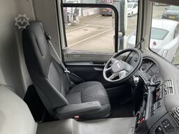 DAF CF 260 FA / Carrier Koeler - 30 gr / Chereau Fr...