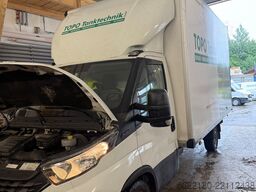 Iveco Humbaur