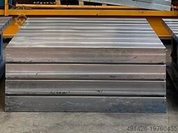 GERD WOLFF 1500 x 1500 x 800mm