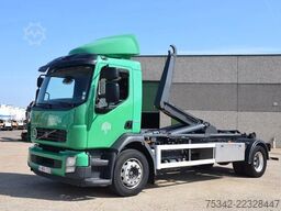 Volvo FL 240 Hooklift 14 T.