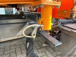 Boki Kiefer HY1251 with Palfinger PK-2700A