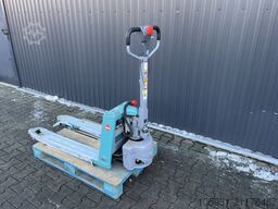 *Sonstige Ameise SMP113