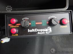 FORD Transit DoKa 350L2 4x4 Winterdienst Streuer Schi