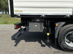 MAN TGS 33.400 BB CH Crane Truck (3 units)