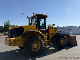 JCB 436Z