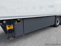 Schmitz Cargobull SKO 24 Doppelstock Carrier Vector HE19