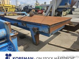 Sandvik Hopper with Vibrating Chute and Grizzly