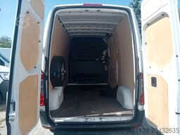 MERCEDES-BENZ eSprinter III FWD eSprinter 312 FWD L2