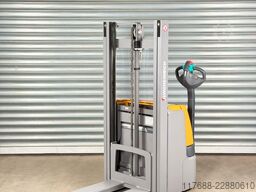 Jungheinrich EJC 110 - BJ.23  749 Std. - Service Neu- Garantie