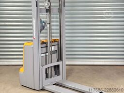 Jungheinrich EJC 110 - BJ.23  749 Std. - Service Neu- Garantie