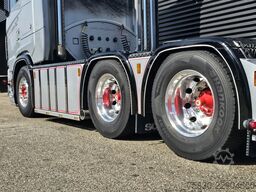 Scania S590 V8 6X4 / 2 TANKS / NL TRUCK! 80T