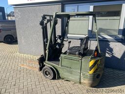 STILL Heftruck Still EFG1.5 triplo 400 freelift/sideshif