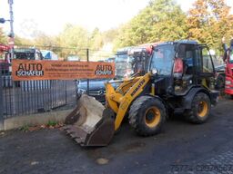 KOMATSU WA 70 M-8 E0