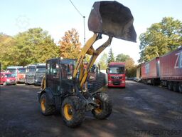 KOMATSU WA 70 M-8 E0