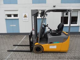 Jungheinrich EFG 115 - unter 2 Meter - NEUE Batterie