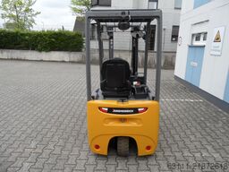 Jungheinrich EFG 115 - unter 2 Meter - NEUE Batterie