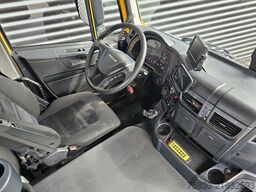Iveco AD320S42 8x2 / RETARDER / WINCH / AUTO-TRANSPORTER