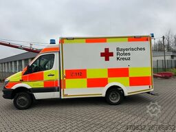 MERCEDES-BENZ Sprinter 519 RTW / 4x4 Allrad / WAS Trage