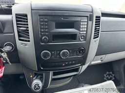 MERCEDES-BENZ Sprinter 519 RTW / 4x4 Allrad / WAS Trage