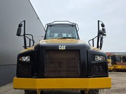 CAT 735 B