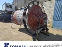 Gebr. Pfeiffer Ball mill