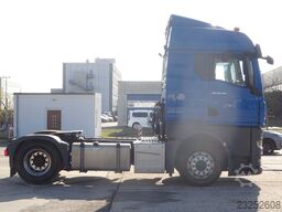MAN TGX 18.520 Aut. Standhz. Navi Sattelzugmaschine
