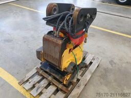 Rädlinger Schwenkrotator CAT M318 / CW 40 / 2016