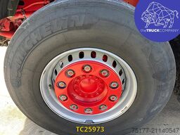 MAN TGX 33.640 + PALFINGER EPSILON CRANE S300L83