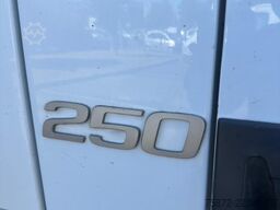 Volvo FL 250 EURO 6 14T FURGON